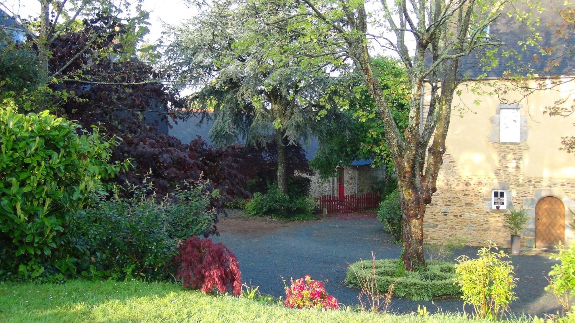 Le Clos Des Tilleuls D Day Home, Chambres D'Hotes, Suite Avec Sauna Privatif, Suite Avec Balneotherapie Privative, En Supplement Option Spa Bain A Remous La Vendelée Zewnętrze zdjęcie