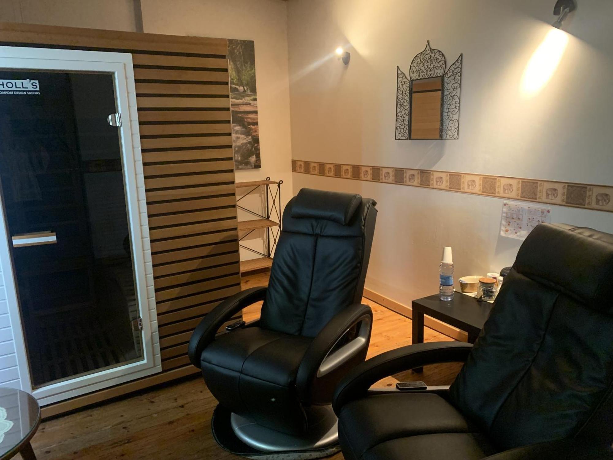 Le Clos Des Tilleuls D Day Home, Chambres D'Hotes, Suite Avec Sauna Privatif, Suite Avec Balneotherapie Privative, En Supplement Option Spa Bain A Remous La Vendelée Pokój zdjęcie